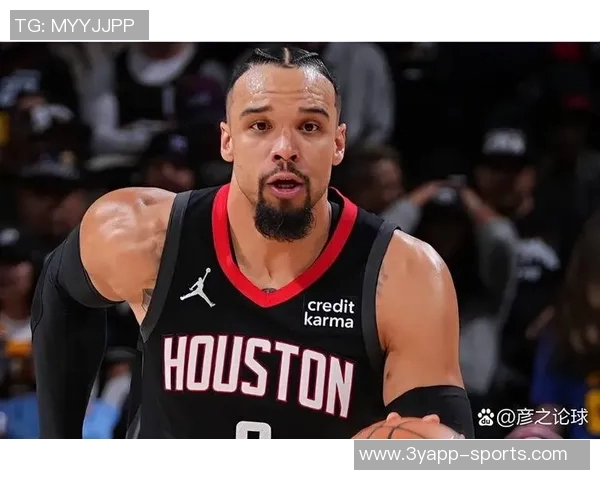 狄龙三分球表现出色半场15分3篮板助力球队争胜