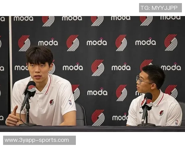 杨瀚森训练中展现神奇三分球网友称其进步显著不应被忽视